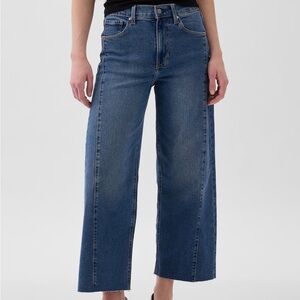 Wide Legged Jeans